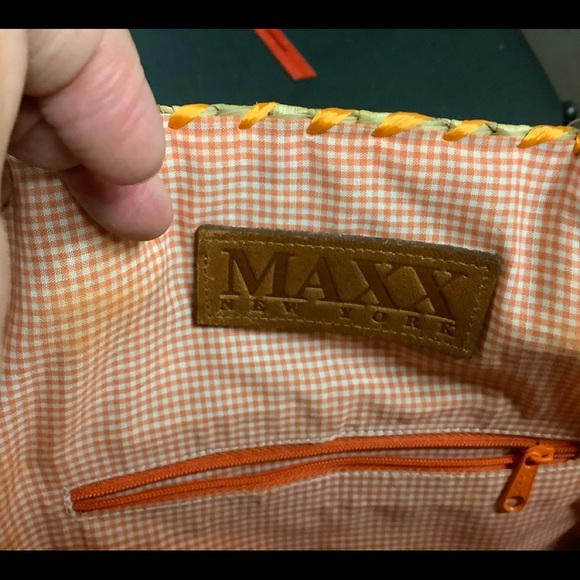 Price Discounted Maxx NewYork Straw bag - Picture 4 of 6